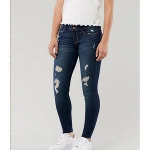 HOLLISTER DISTRESSED LOW RISE SUPER SKINNY JEANS